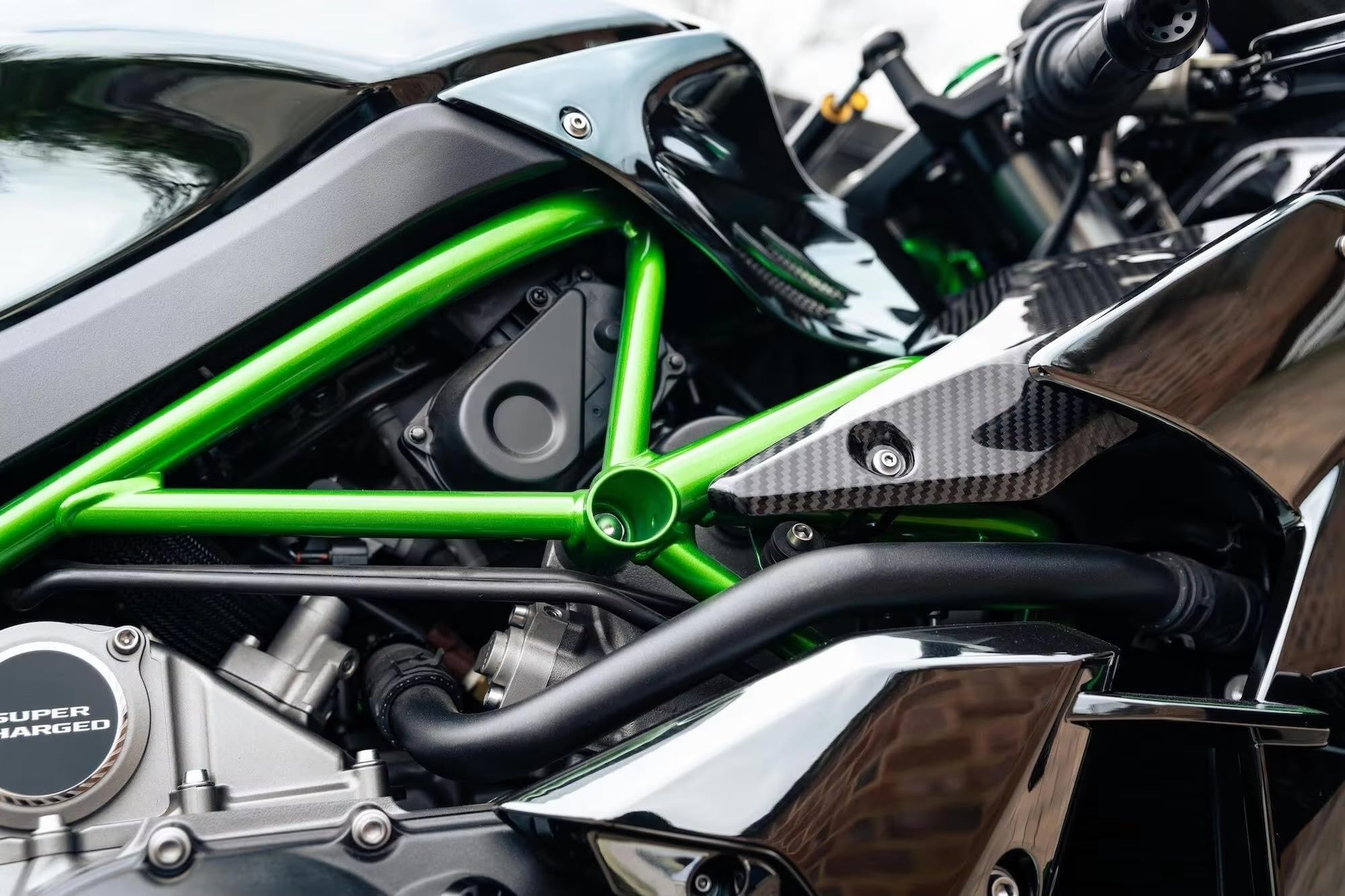 Amazon | オートバイウイングレッ に適合するニンジャH2 H2R 2015-2024